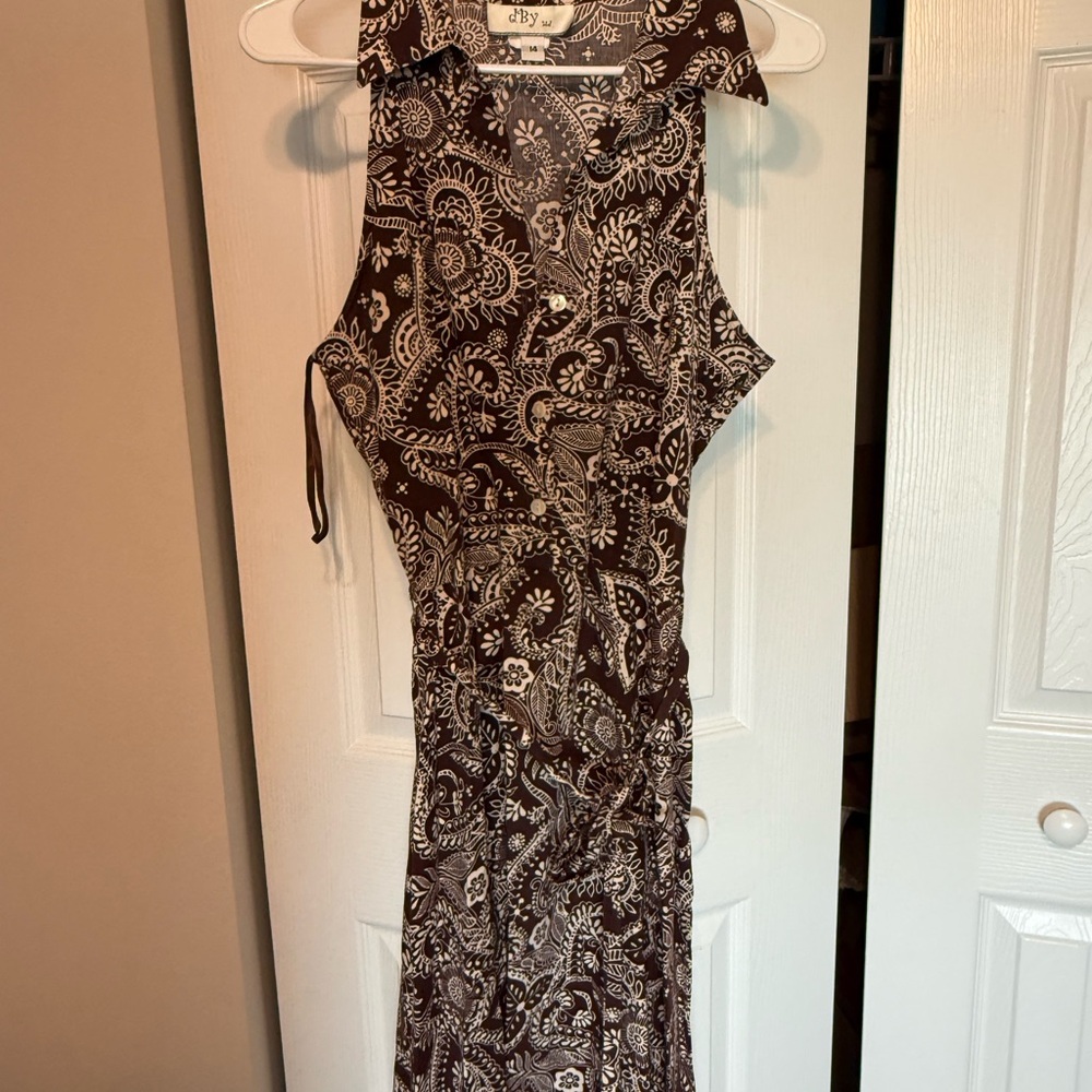 DBY Brown Paisley Sleeveless Dress
